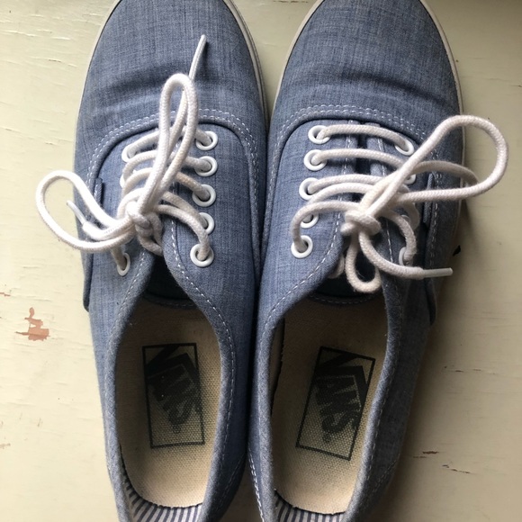 Women’s Denim Vans EUC - Picture 2 of 2
